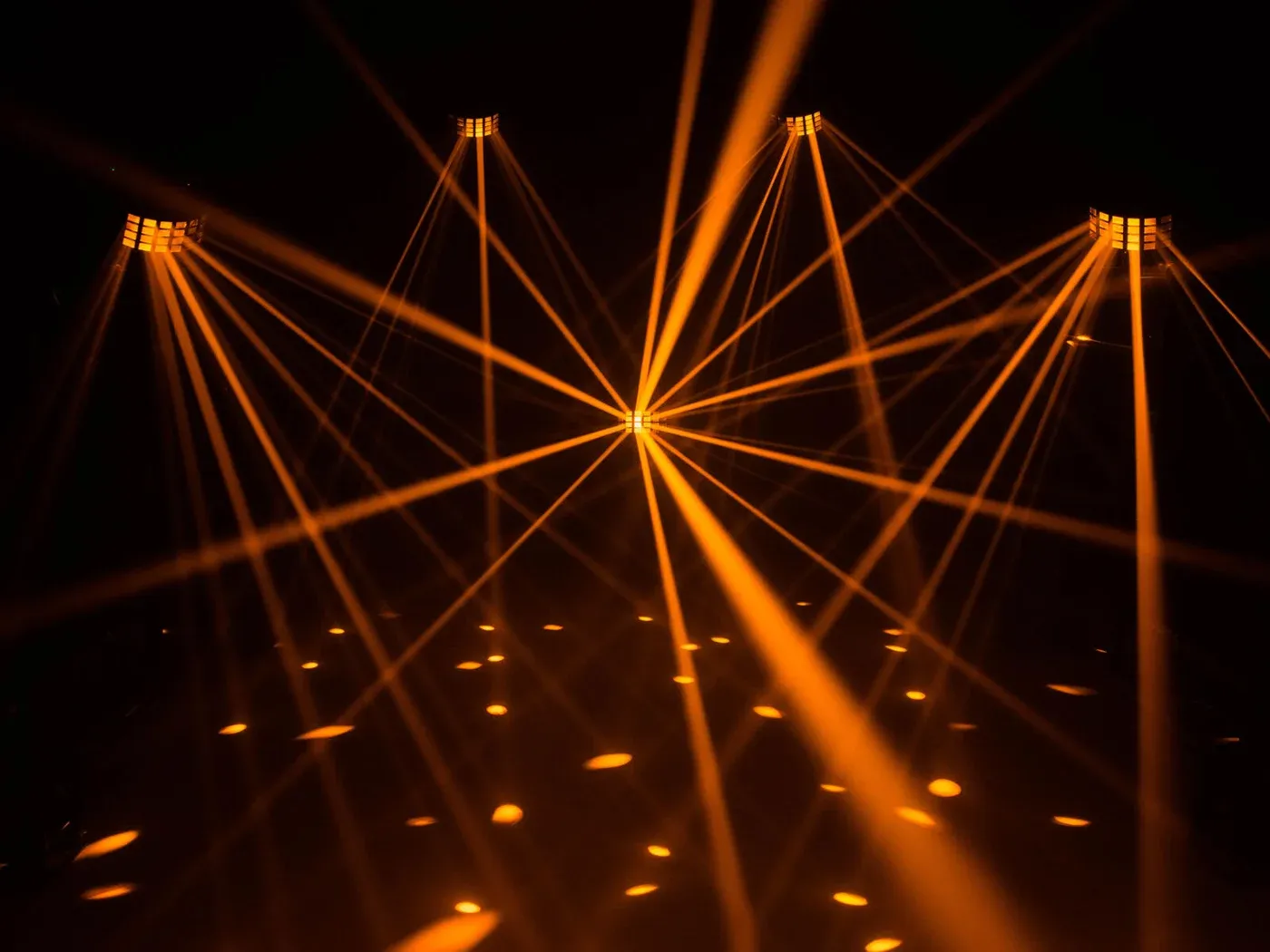 Eurolite LED D-2000 Strahleneffekt – Extrem lichtstarker Derby mit 5 × 10W LEDs (RGBAW), DMX, Musiksteuerung und IR-Fernbedienung - füllt auch große Räume mit Strahlen mieten – Bild 6